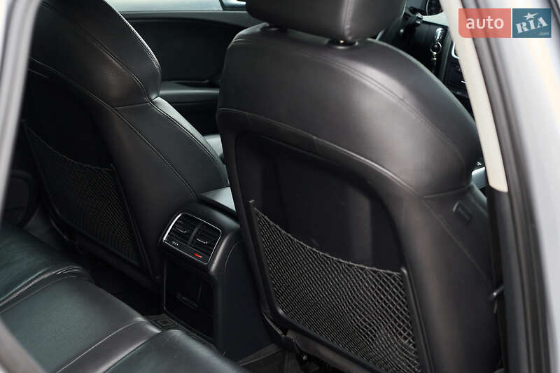 Седан Audi A4 2011 в Києві