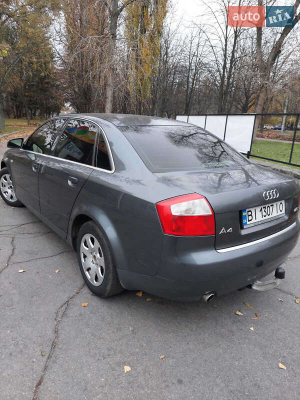 Седан Audi A4 2001 в Кременчуці
