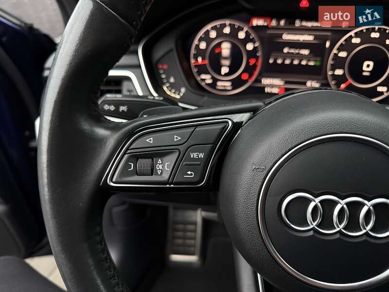 Седан Audi A4 2019 в Львові