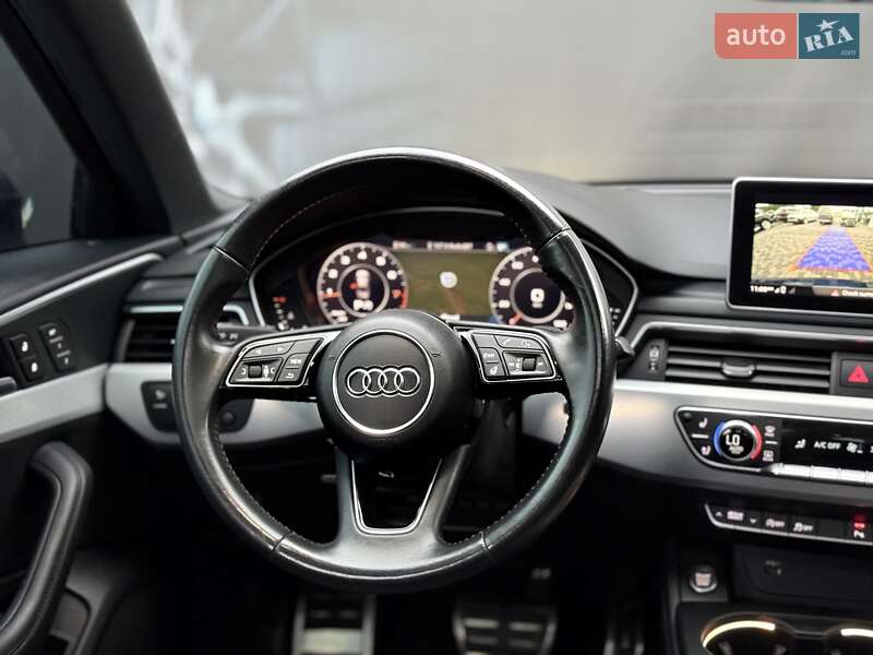 Седан Audi A4 2019 в Львові