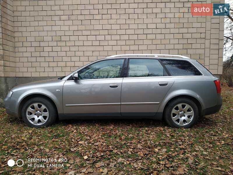 Універсал Audi A4 2002 в Ромнах