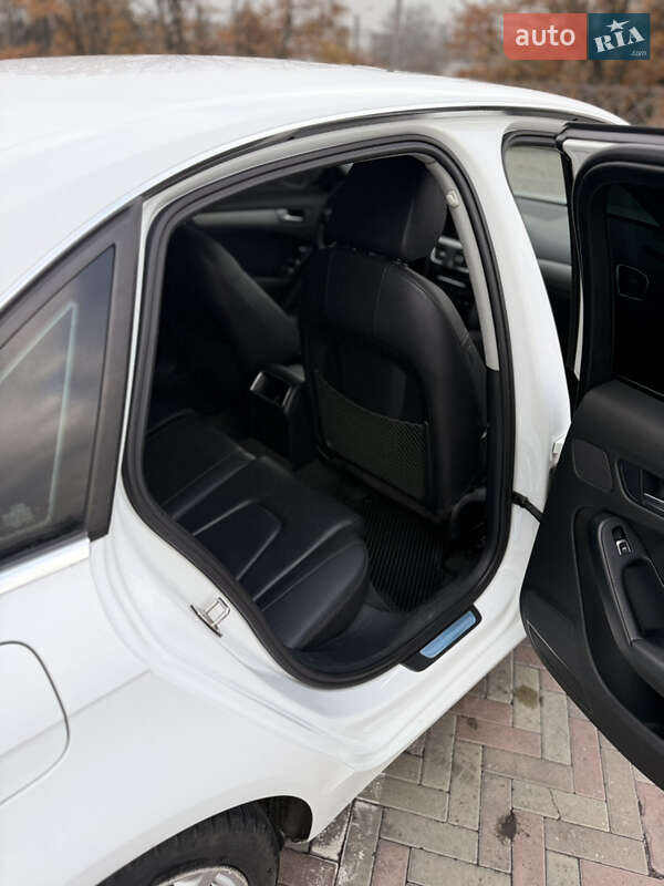 Седан Audi A4 2013 в Харкові фото 20 Седан Audi A4 2013 в Харкові