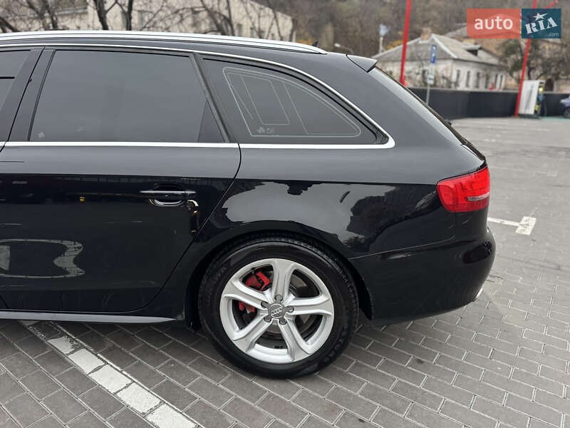 Універсал Audi A4 2011 в Києві