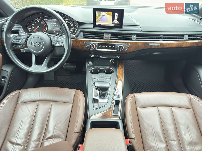 Седан Audi A4 2018 в Києві