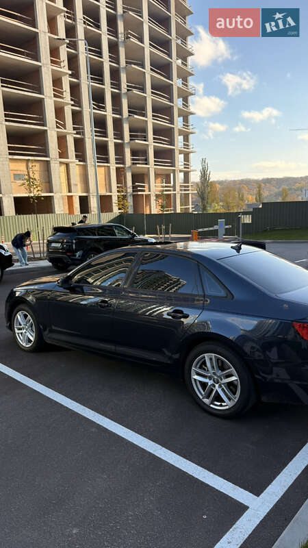 Седан Audi A4 2016 в Києві