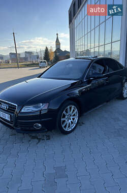 Седан Audi A4 2012 в Хусте