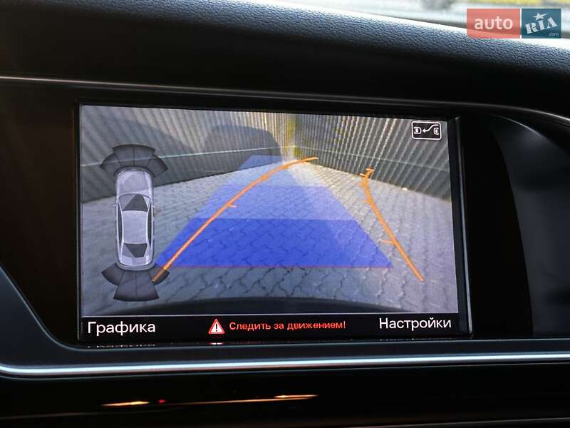 Седан Audi A4 2015 в Львове