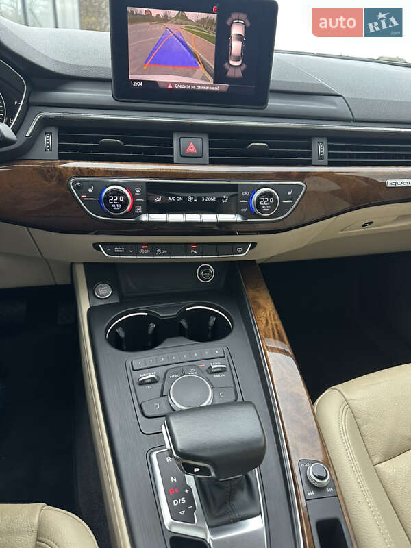 Седан Audi A4 2016 в Львове