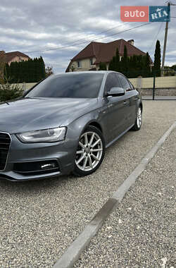 Седан Audi A4 2013 в Тернополе