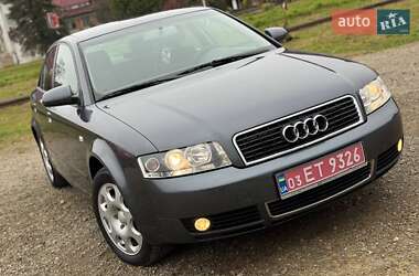 Седан Audi A4 2003 в Долине