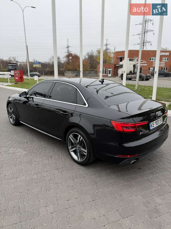 Седан Audi A4 2016 в Днепре
