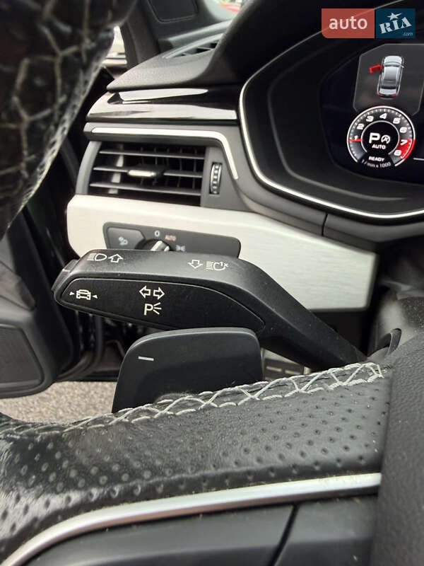 Седан Audi A4 2021 в Киеве