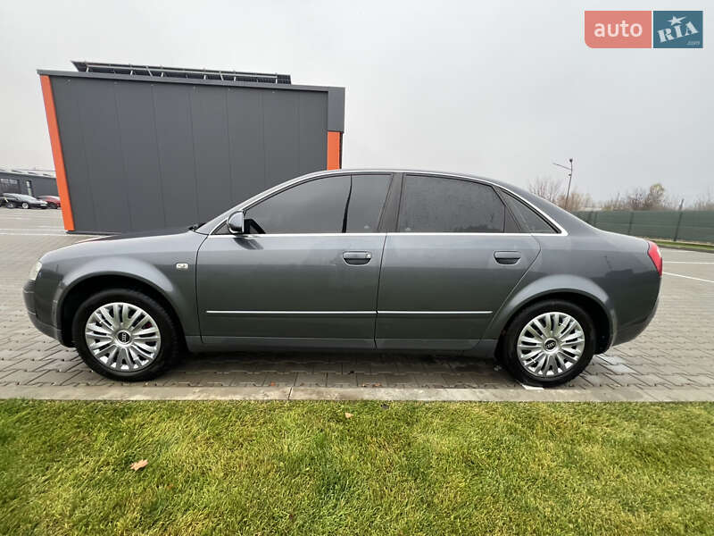 Седан Audi A4 2004 в Виннице