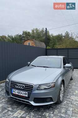 Седан Audi A4 2009 в Ровно