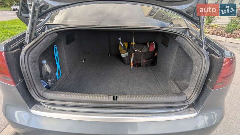Седан Audi A4 2007 в Бару фото 18 Седан Audi A4 2007 в Бару