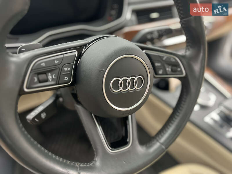 Седан Audi A4 2017 в Дніпрі