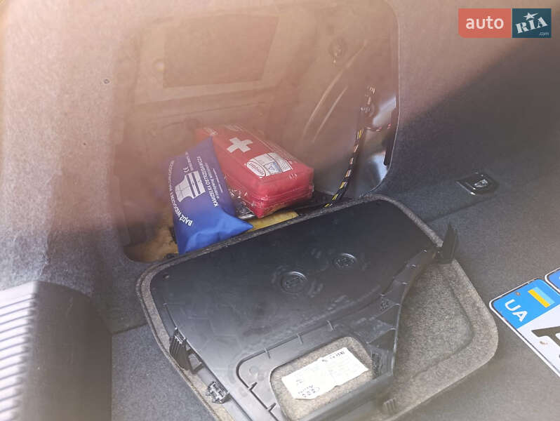 Седан Audi A4 2008 в Верховині фото 31 Седан Audi A4 2008 в Верховині