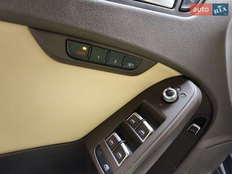 Универсал Audi A4 2013 в Киеве