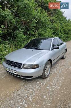 Седан Audi A4 1997 в Каменец-Подольском