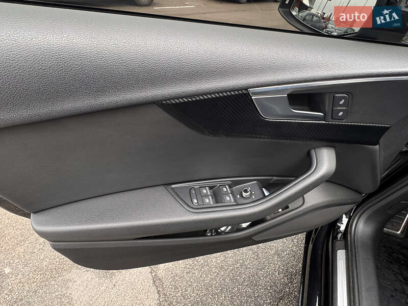 Седан Audi A4 2017 в Києві фото 20 Седан Audi A4 2017 в Києві