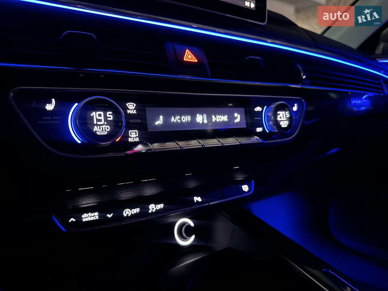 Седан Audi A4 2016 в Одесі