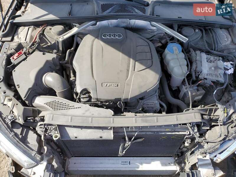Седан Audi A4 2017 в Львове