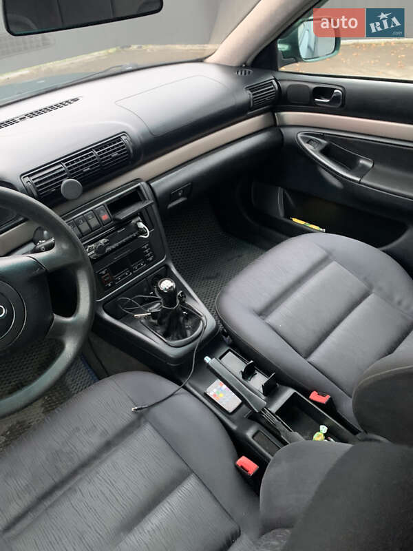 Седан Audi A4 1999 в Шишаки фото 12 Седан Audi A4 1999 в Шишаки