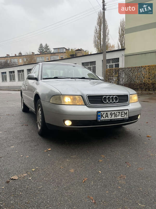 Audi A4 2000