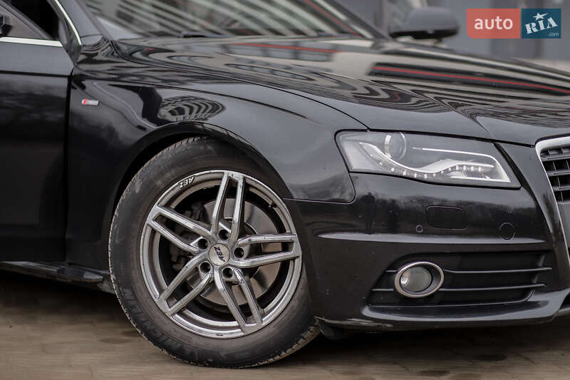Універсал Audi A4 2011 в Львові