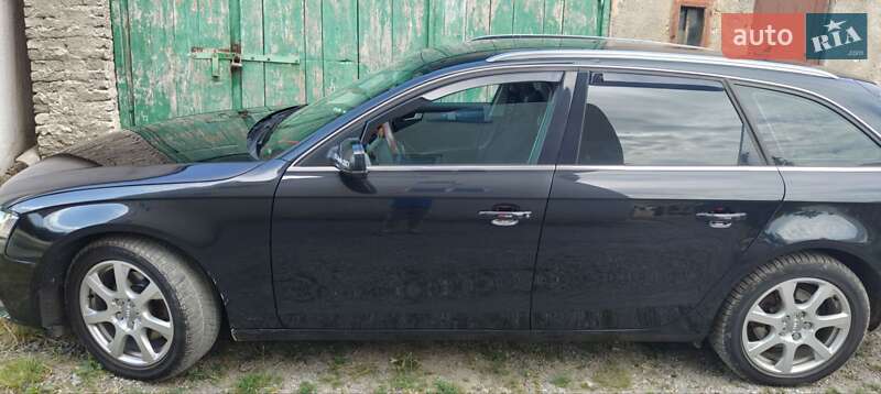 Універсал Audi A4 2010 в Заліщиках