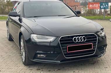 Седан Audi A4 2013 в Чернівцях
