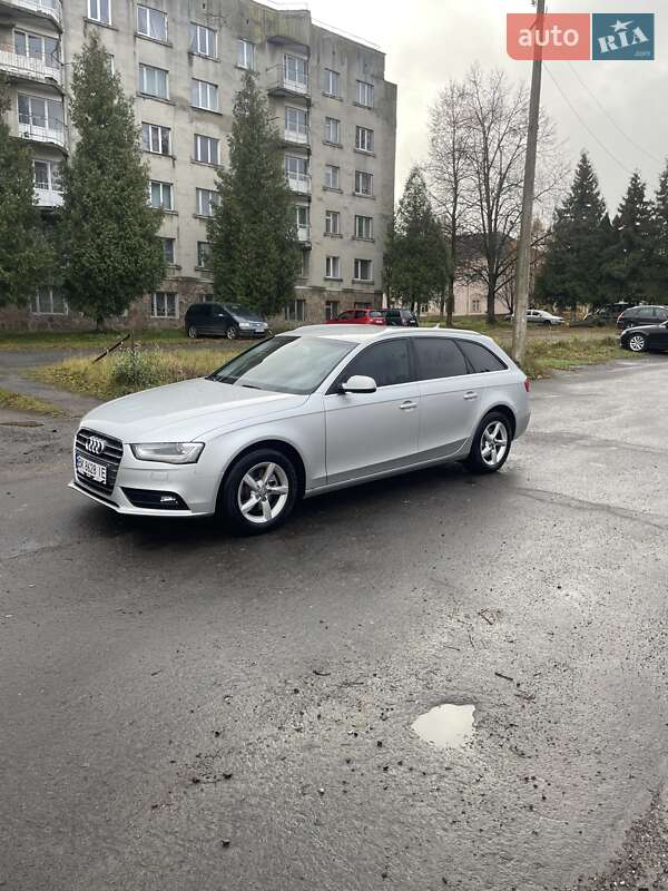 Універсал Audi A4 2013 в Дубні