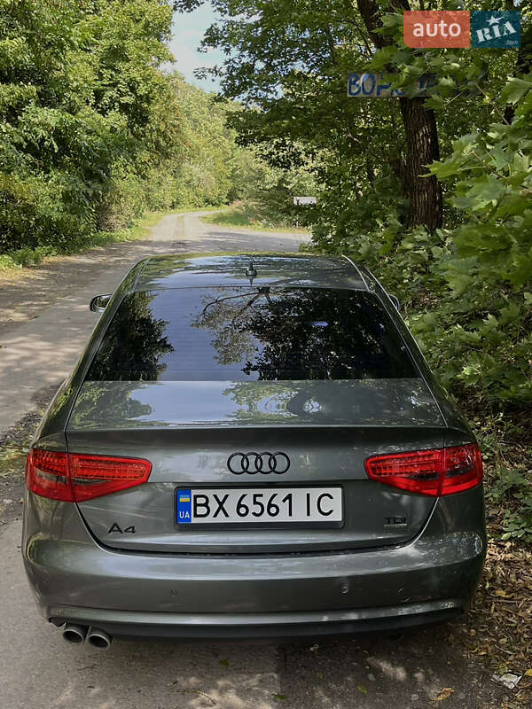Седан Audi A4 2014 в Хмельницком