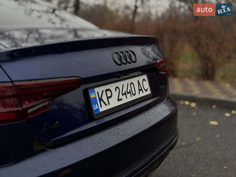 Седан Audi A4 2019 в Запорожье