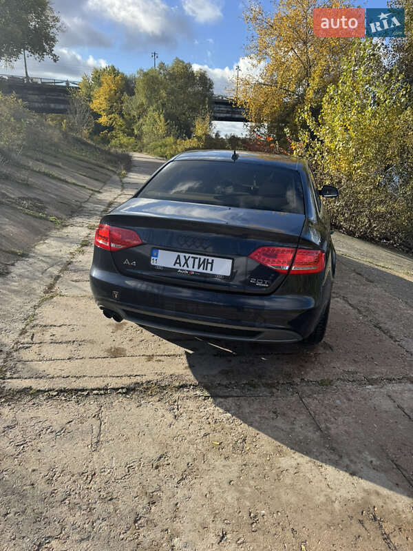 Седан Audi A4 2011 в Киеве