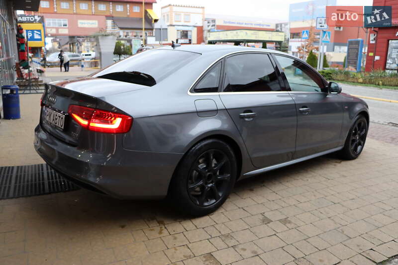 Седан Audi A4 2015 в Львові