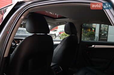 Седан Audi A4 2015 в Львове