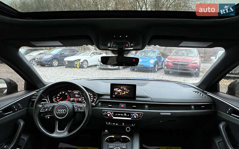 Седан Audi A4 2018 в Львові