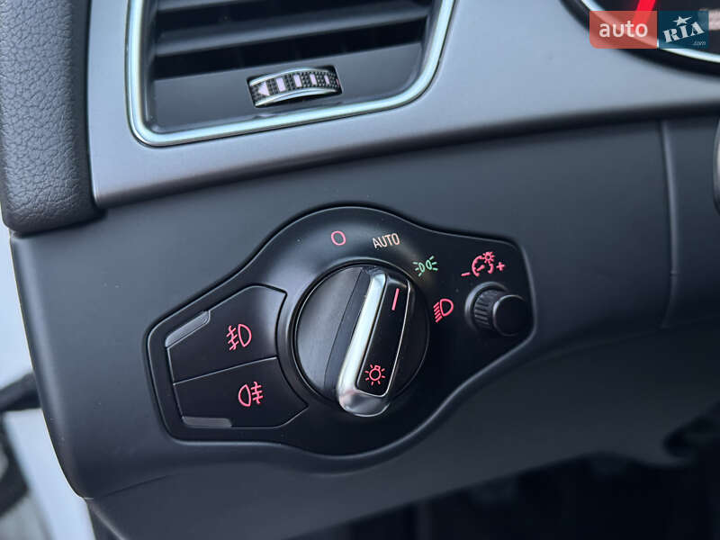 Седан Audi A4 2014 в Одессе