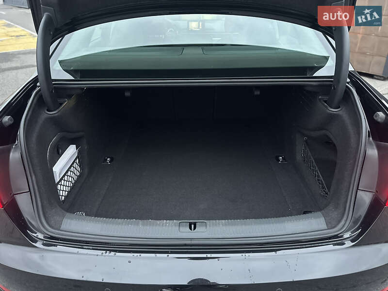 Седан Audi A4 2016 в Києві фото 38 Седан Audi A4 2016 в Києві