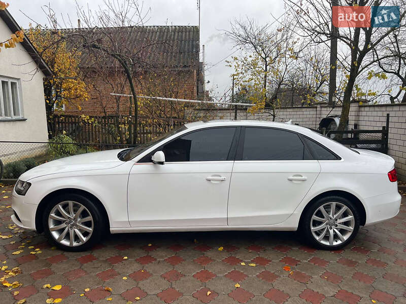 Седан Audi A4 2015 в Виннице фото Седан Audi A4 2015 в Виннице