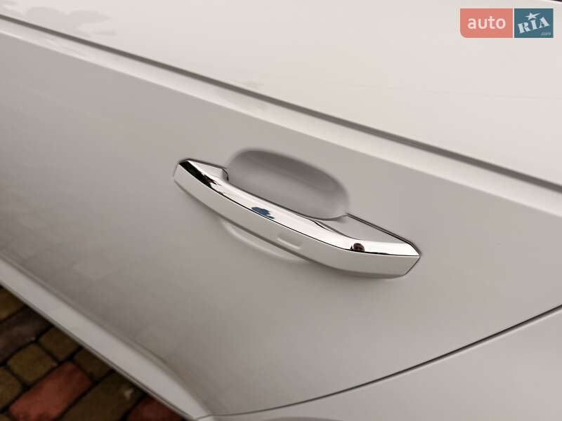 Седан Audi A4 2017 в Мукачевому фото 21 Седан Audi A4 2017 в Мукачевому