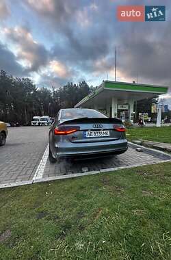 Седан Audi A4 2014 в Виннице