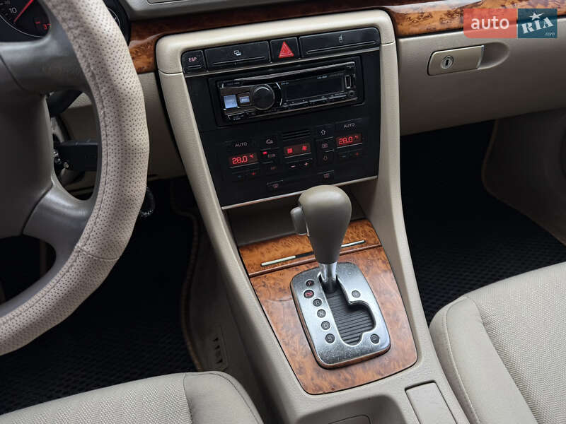 Седан Audi A4 2003 в Києві фото 22 Седан Audi A4 2003 в Києві