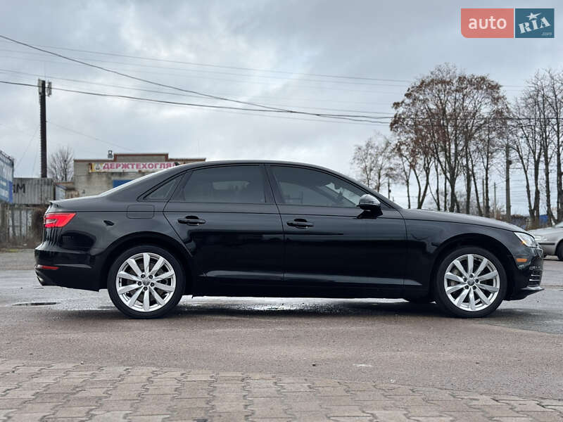 Седан Audi A4 2016 в Сумах