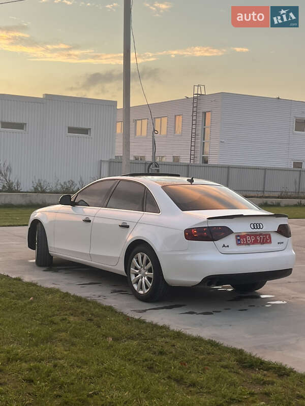 Седан Audi A4 2009 в Луцке