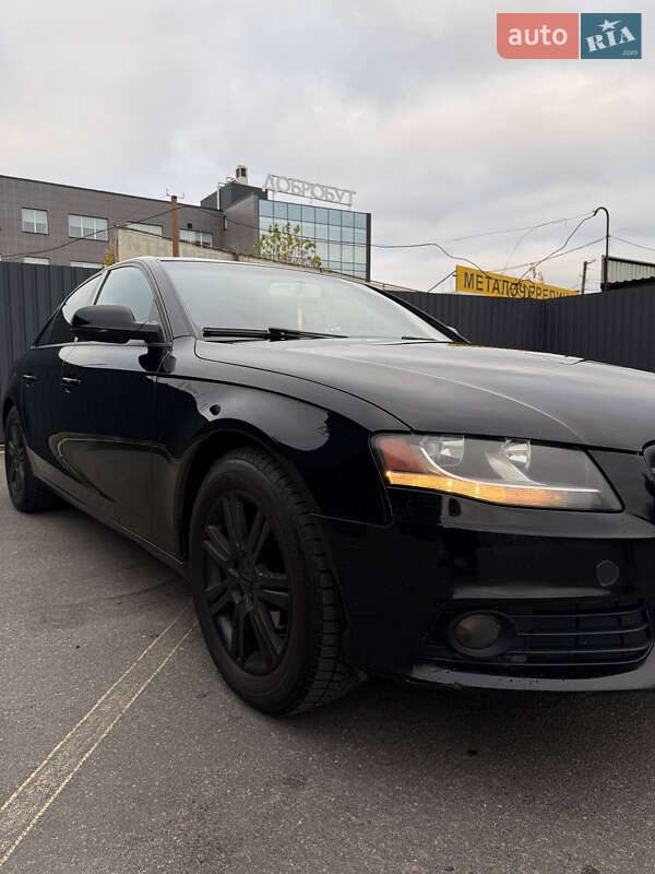 Седан Audi A4 2010 в Броварах