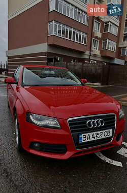 Седан Audi A4 2010 в Умані