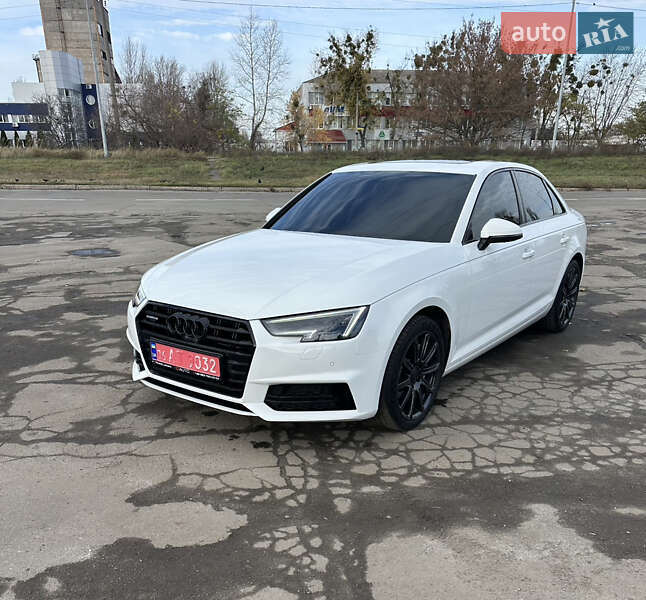 Седан Audi A4 2019 в Києві