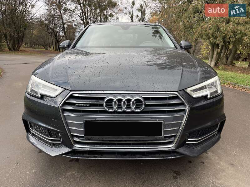 Audi A4 2018 Audi A4 2018